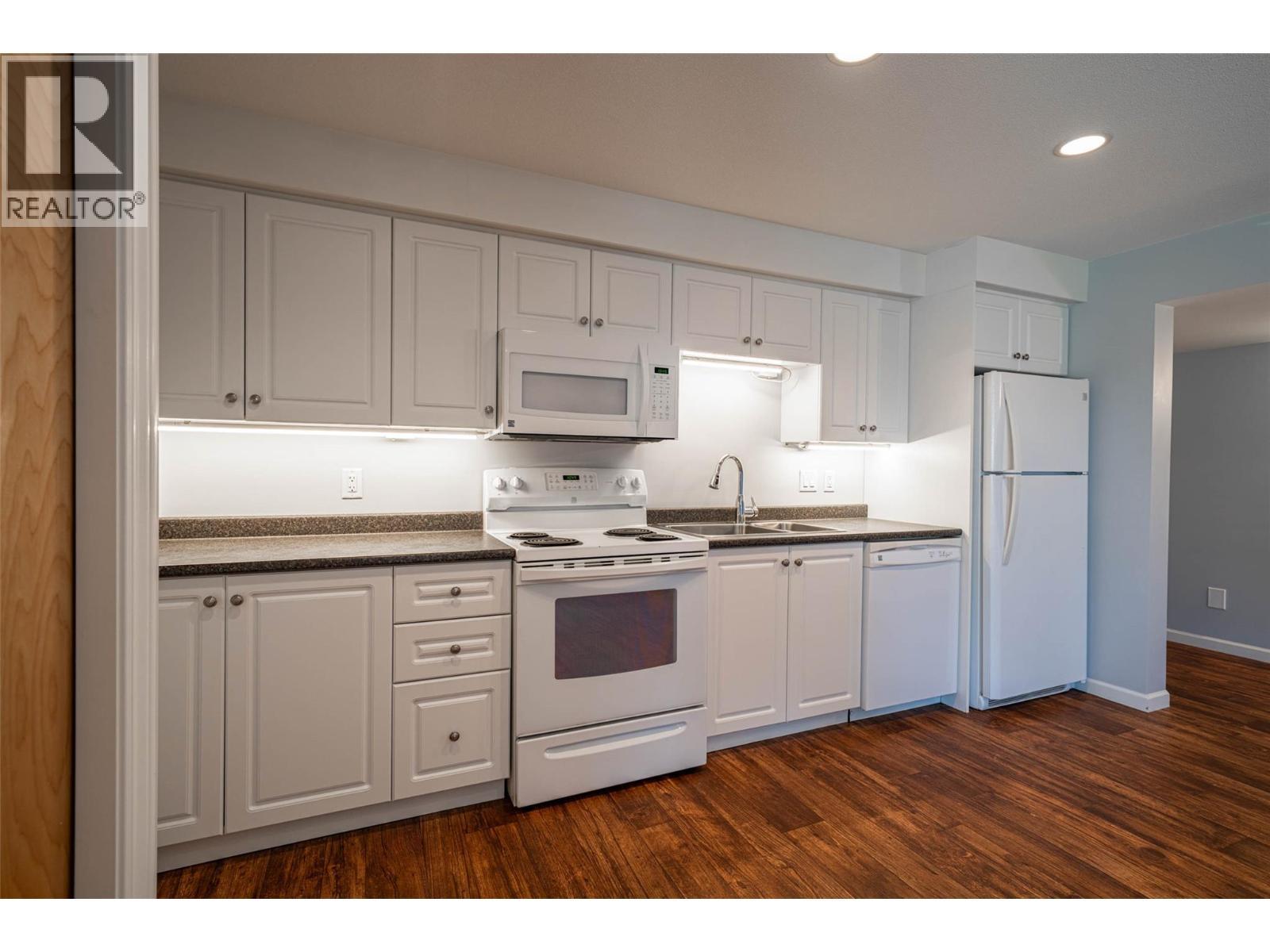 4491 Hebbert Road. Lake Country, British Columbia