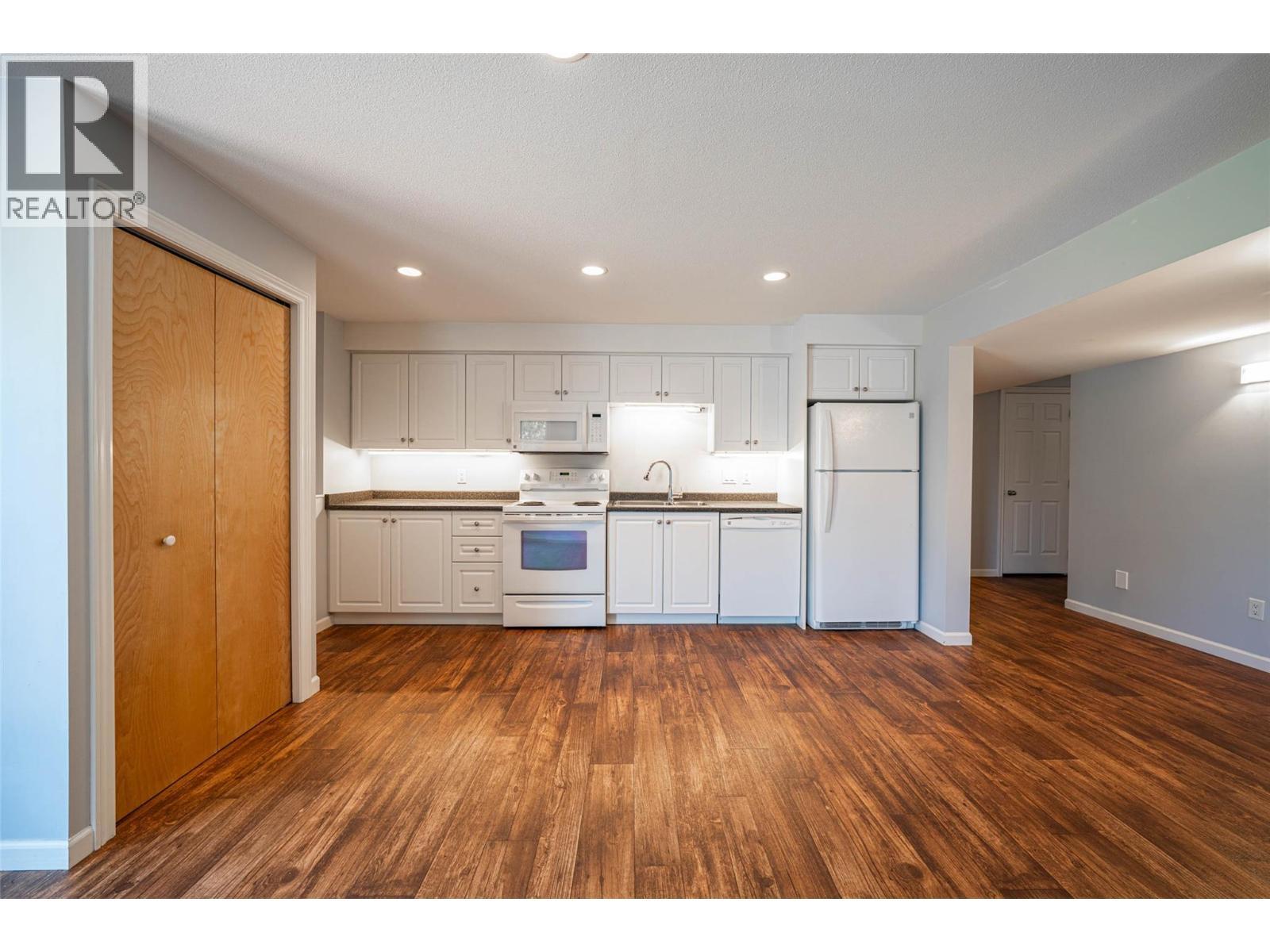 4491 Hebbert Road. Lake Country, British Columbia