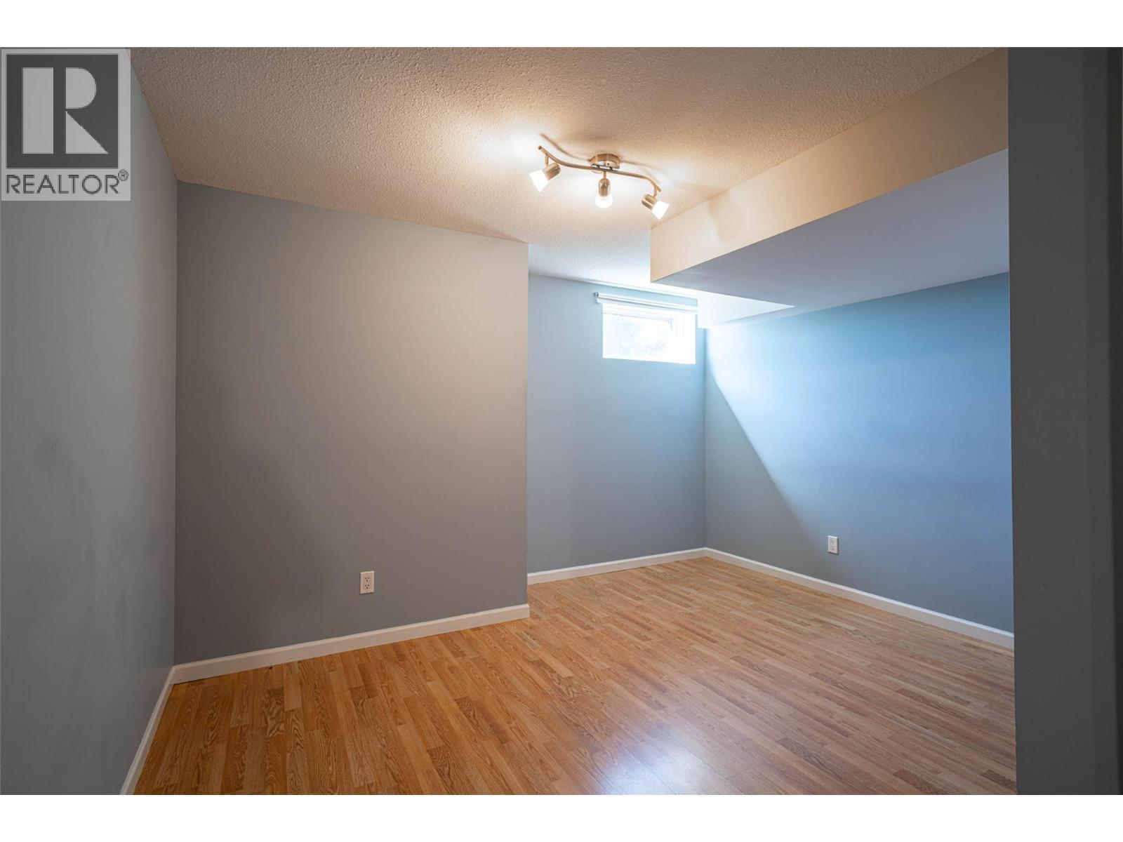 4491 Hebbert Road. Lake Country, British Columbia