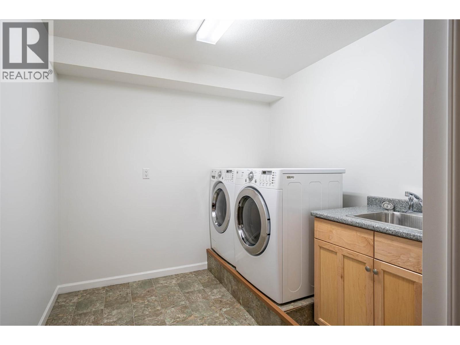 4491 Hebbert Road. Lake Country, British Columbia