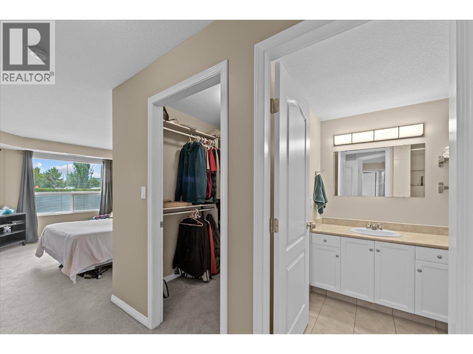 1965 Durnin Road Unit# 126. Kelowna, British Columbia