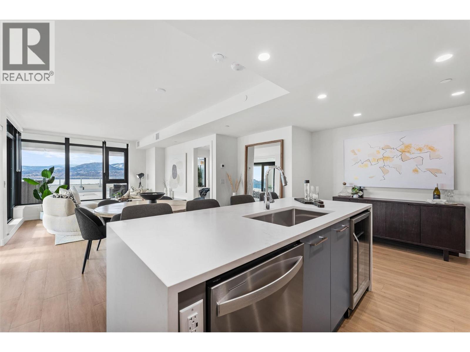 3699 Capozzi Road Unit# 1007. Kelowna, British Columbia