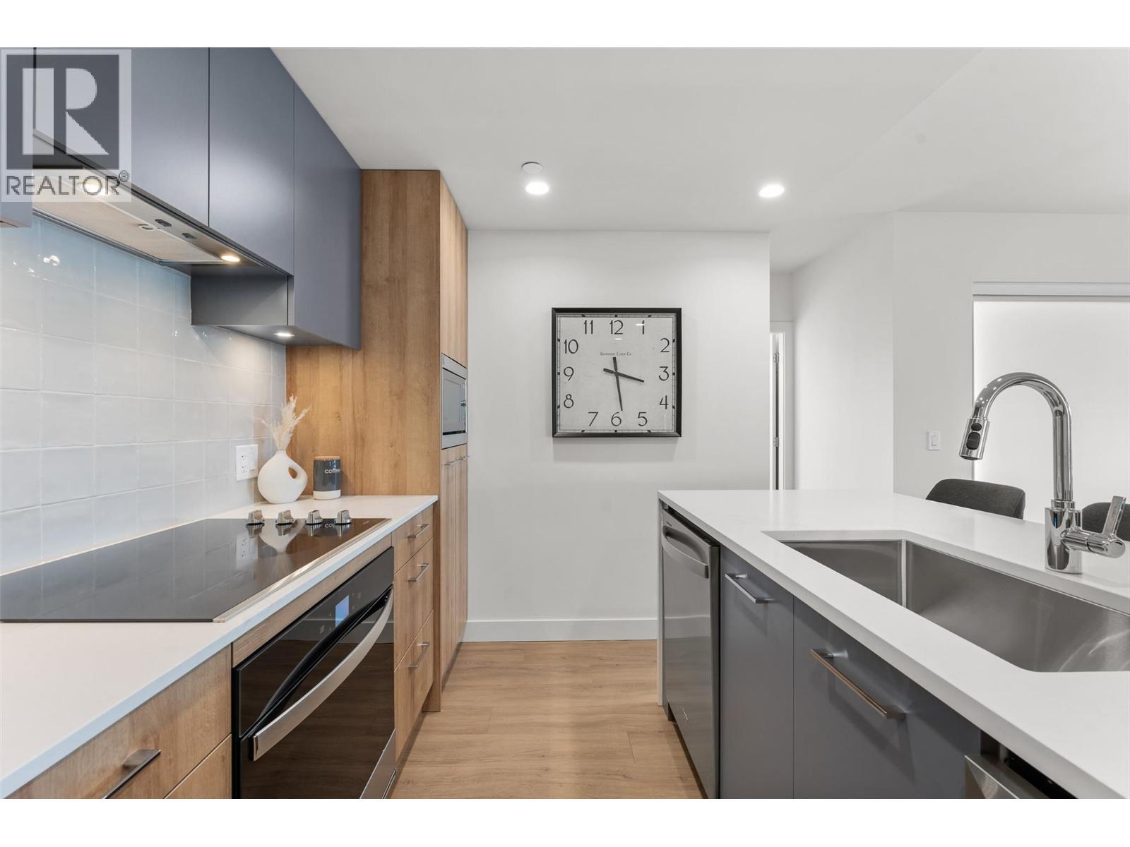 3699 Capozzi Road Unit# 1007. Kelowna, British Columbia