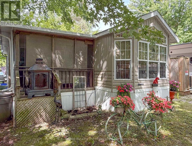 Unit 36 Beacon Ln South - 77719 Bluewater Highway, Bluewater (bayfield)