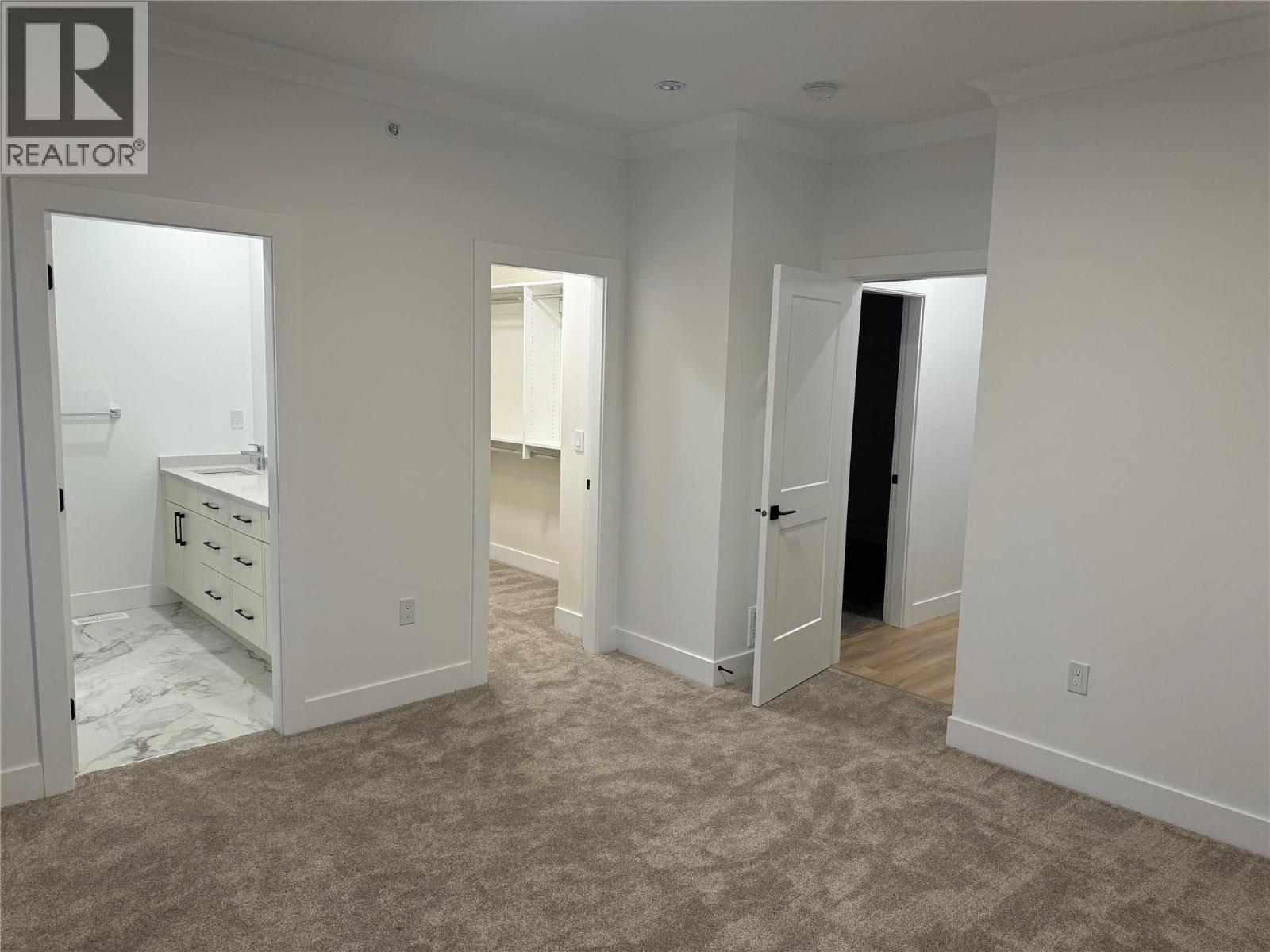 19950 Mccarthy Road Unit# 26. Lake Country, British Columbia