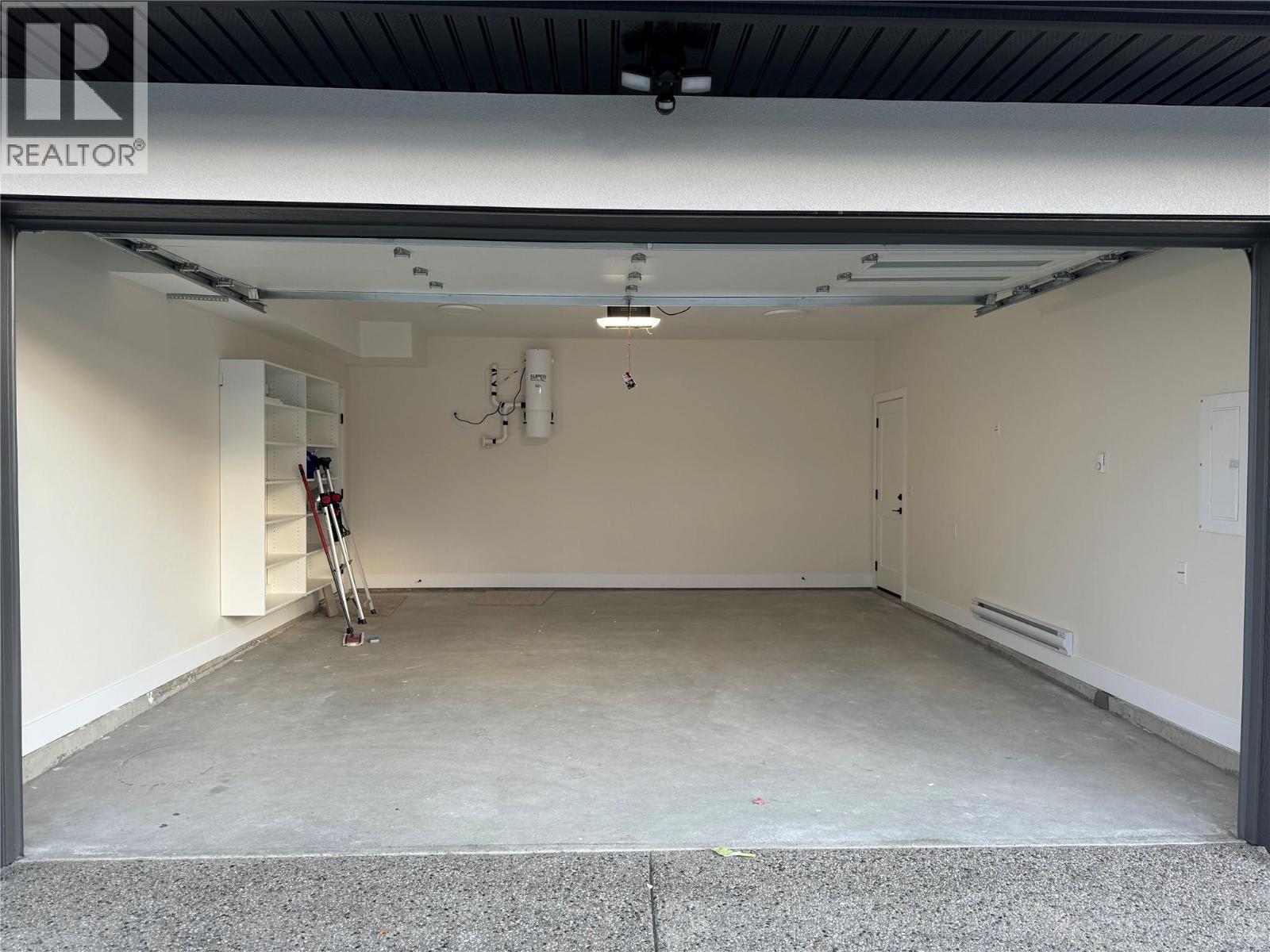 19950 Mccarthy Road Unit# 25. Lake Country, British Columbia