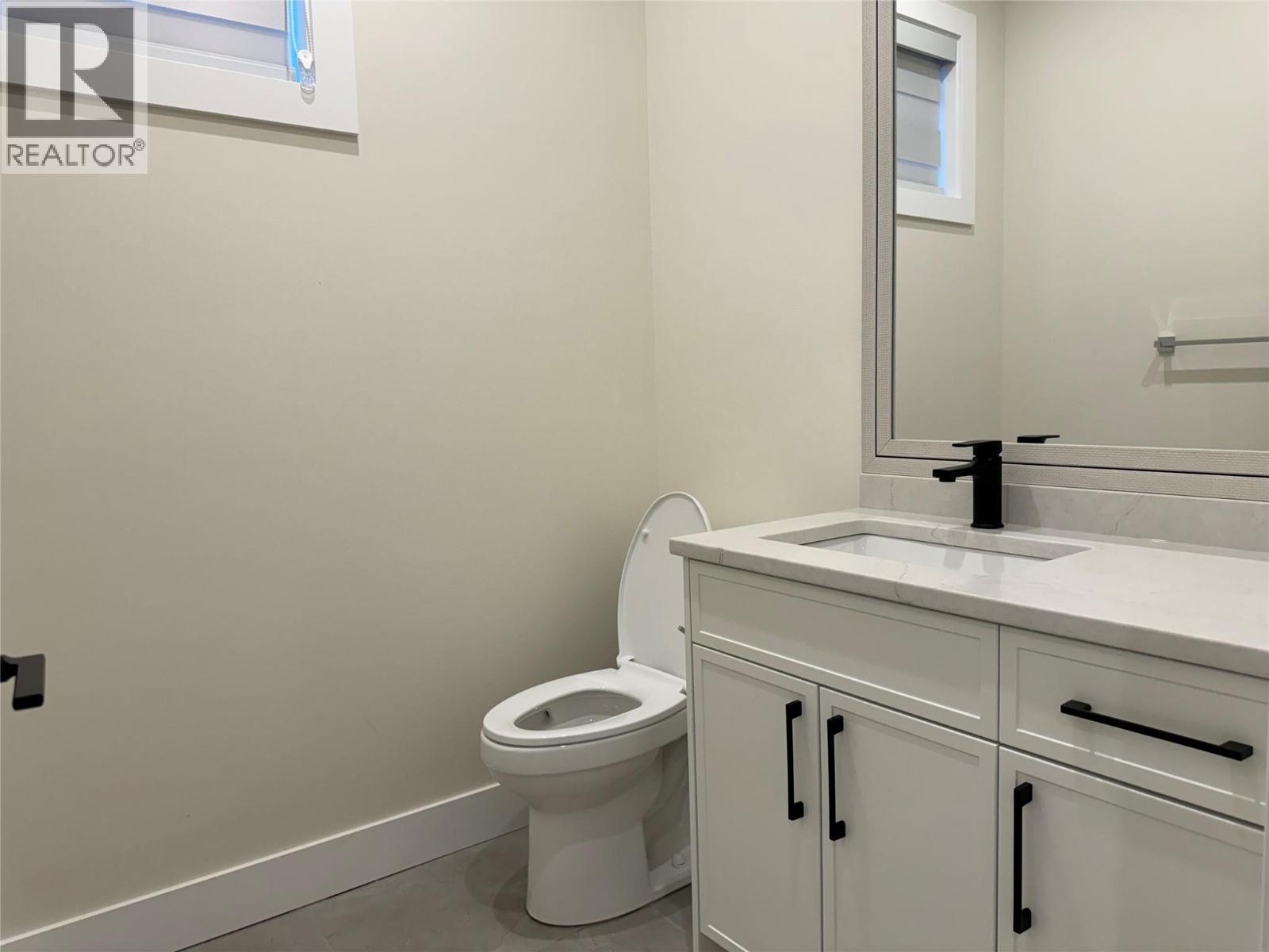 19950 Mccarthy Road Unit# 25. Lake Country, British Columbia