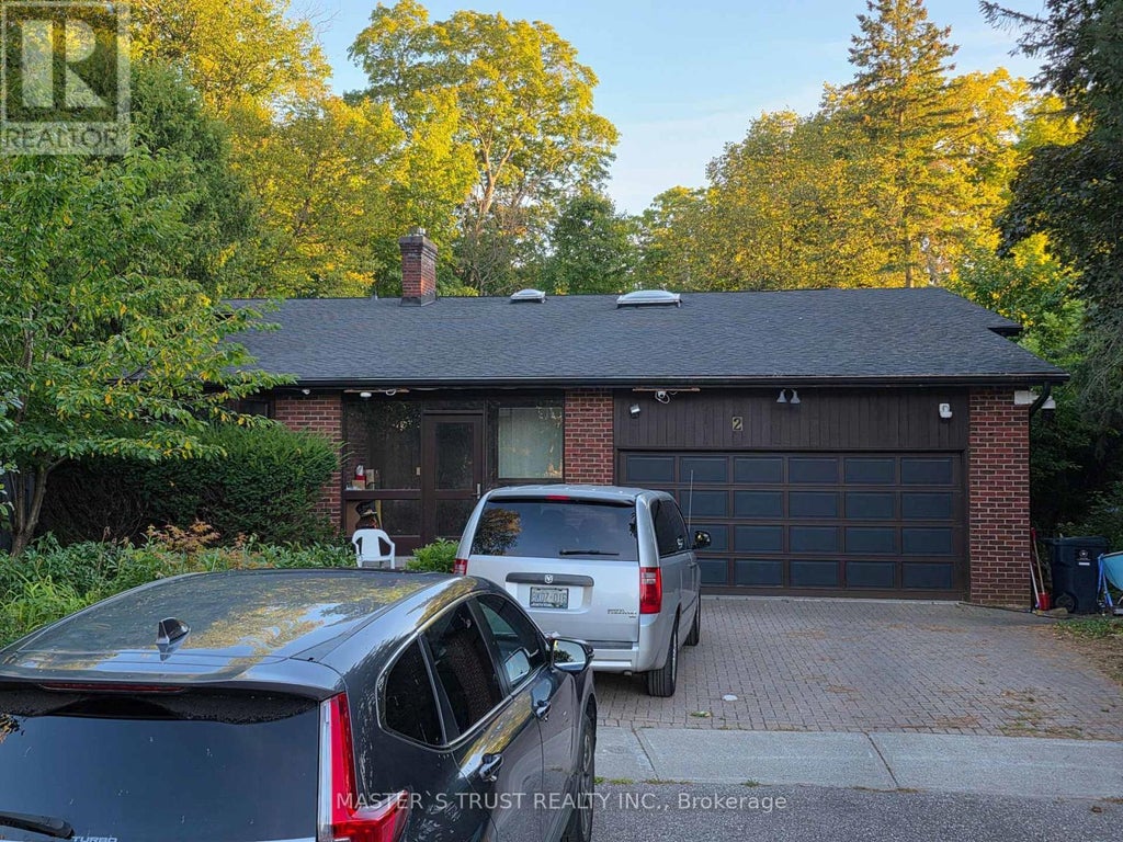2 Craigmont Drive, Toronto (bayview Woods-Steeles)
