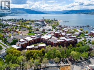 654 Cook Road Unit# 153. Kelowna, British Columbia