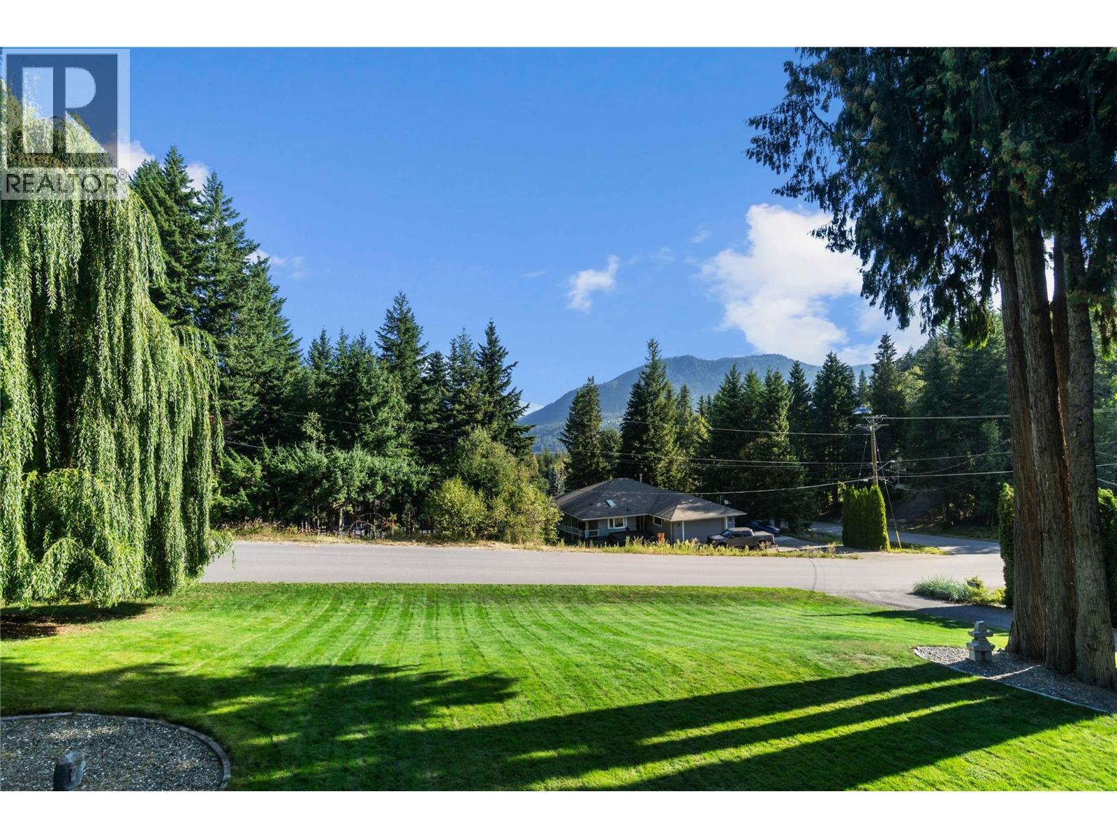 2308 Ta Lana Trail Lot# 3 & 4. Blind Bay, British Columbia