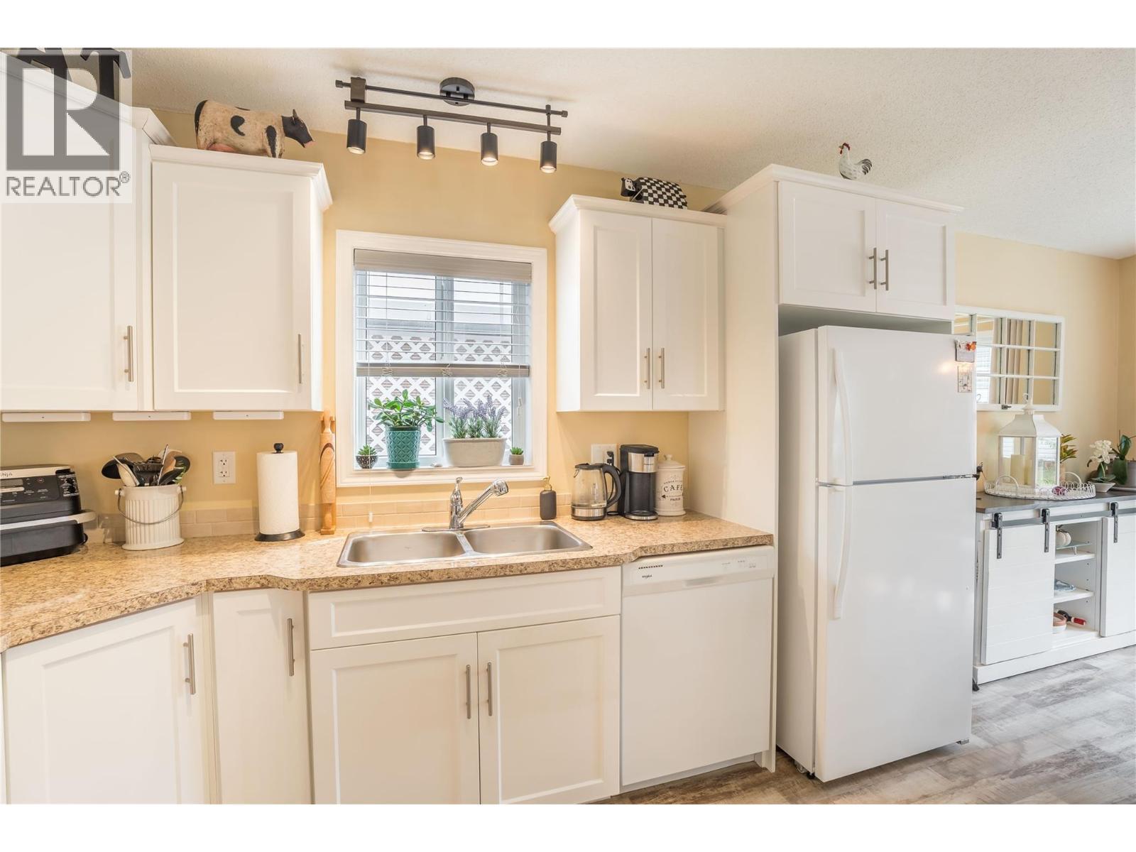 8712 Steuart Street Unit# 34. Summerland, British Columbia