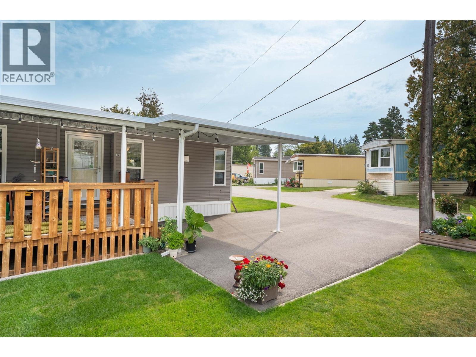 8712 Steuart Street Unit# 34. Summerland, British Columbia