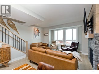 120 Grizzly Ridge Trail Unit# 12. Big White, British Columbia