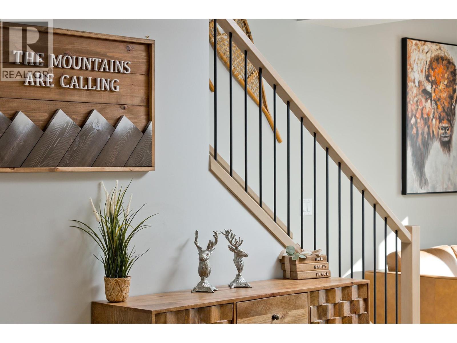 120 Grizzly Ridge Trail Unit# 12. Big White, British Columbia