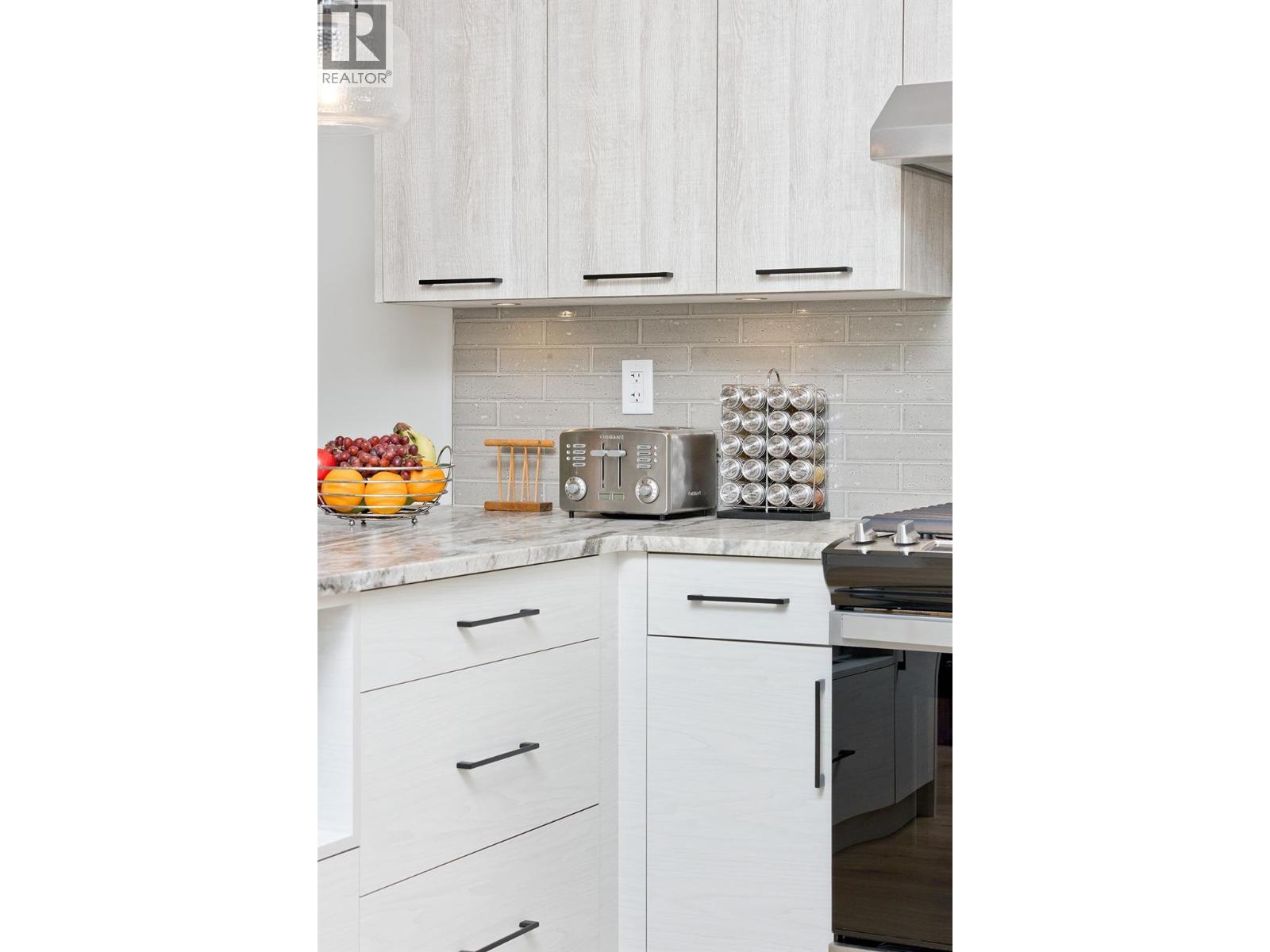 120 Grizzly Ridge Trail Unit# 12. Big White, British Columbia