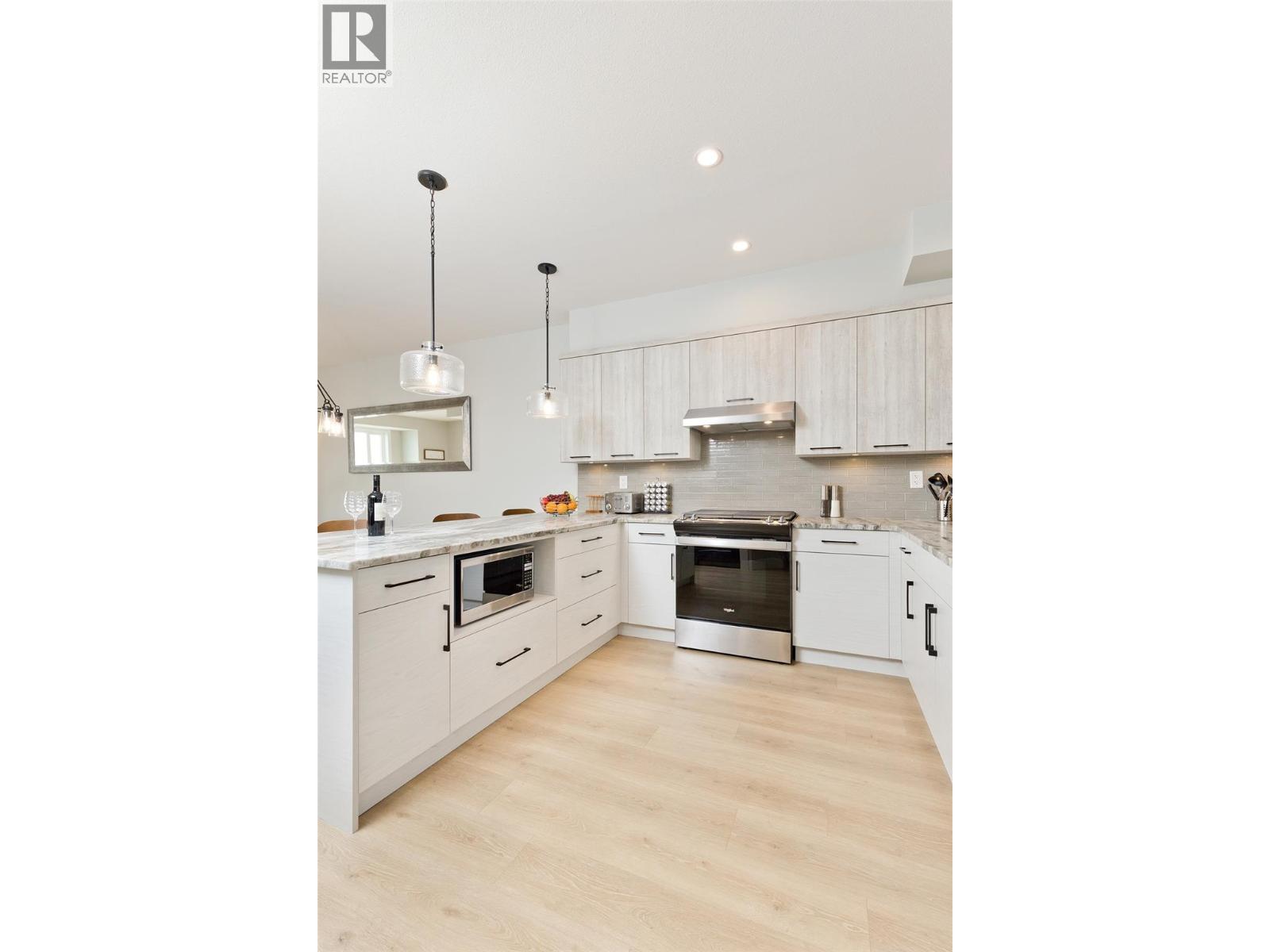 120 Grizzly Ridge Trail Unit# 12. Big White, British Columbia