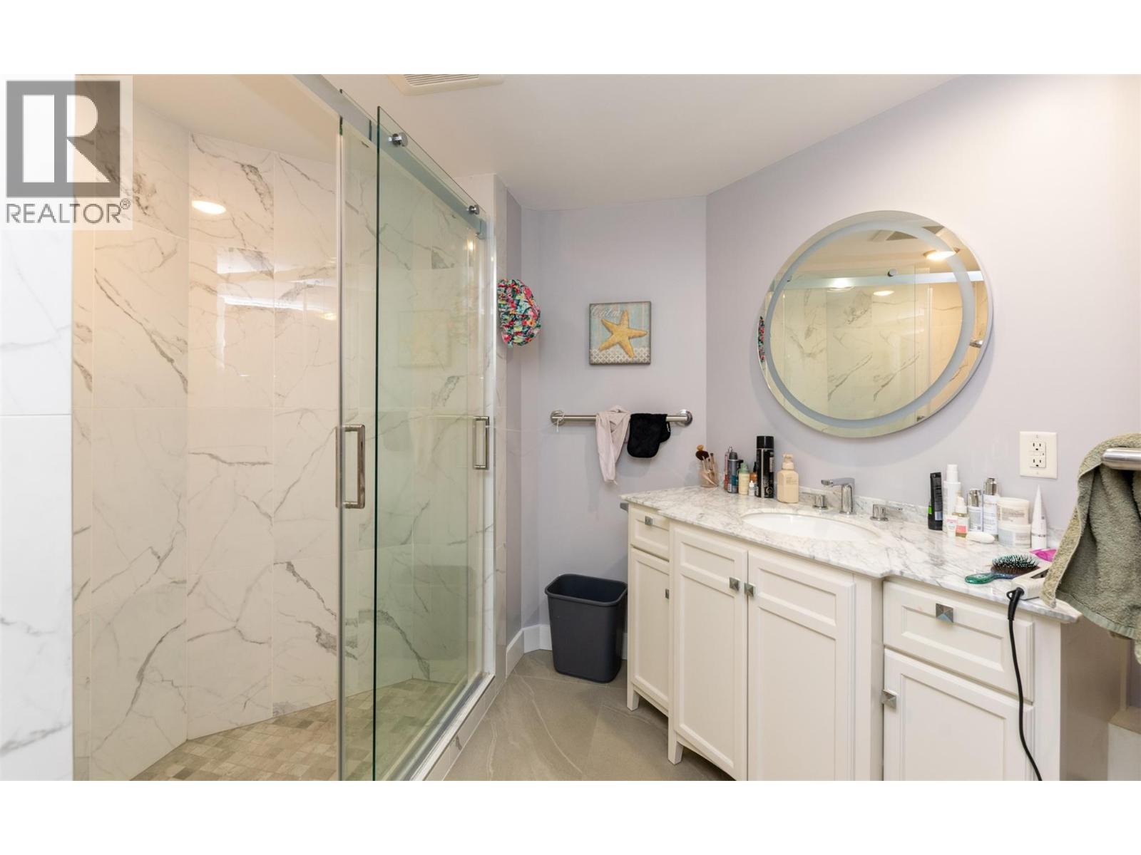 1350 13 Avenue Se. Salmon Arm, British Columbia