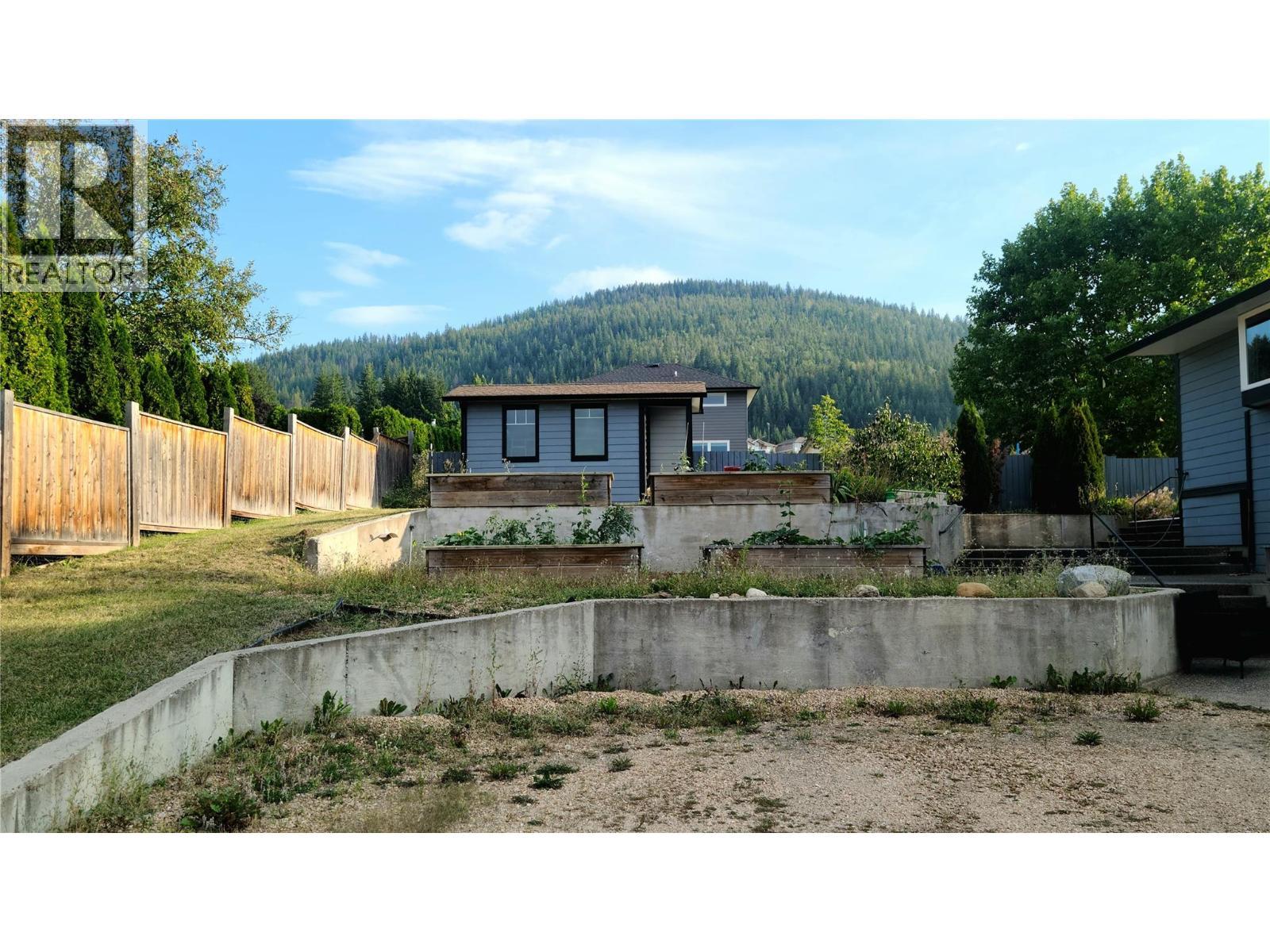 1350 13 Avenue Se. Salmon Arm, British Columbia