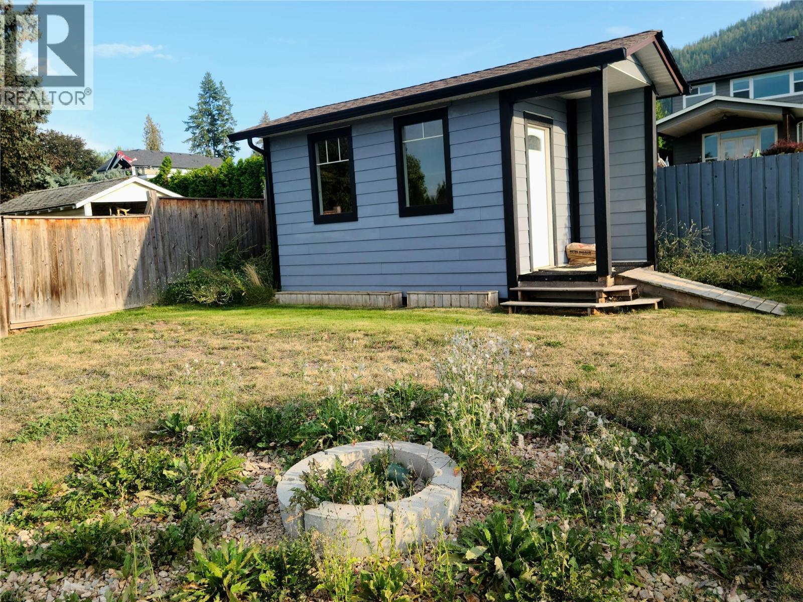 1350 13 Avenue Se. Salmon Arm, British Columbia