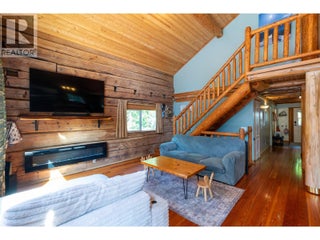 1834 Stepp Pit Road. Sicamous, British Columbia