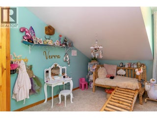 1834 Stepp Pit Road. Sicamous, British Columbia