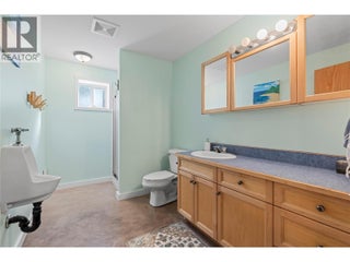 1834 Stepp Pit Road. Sicamous, British Columbia