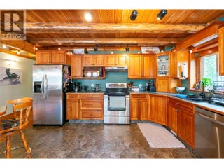 1834 Stepp Pit Road. Sicamous, British Columbia