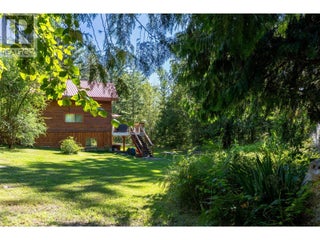 1834 Stepp Pit Road. Sicamous, British Columbia