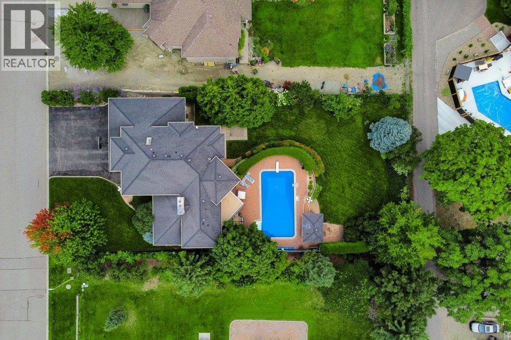 1061 Avondale Place. West Kelowna, British Columbia