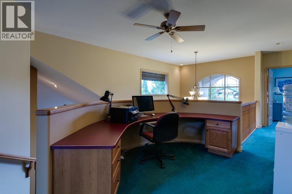 1061 Avondale Place. West Kelowna, British Columbia