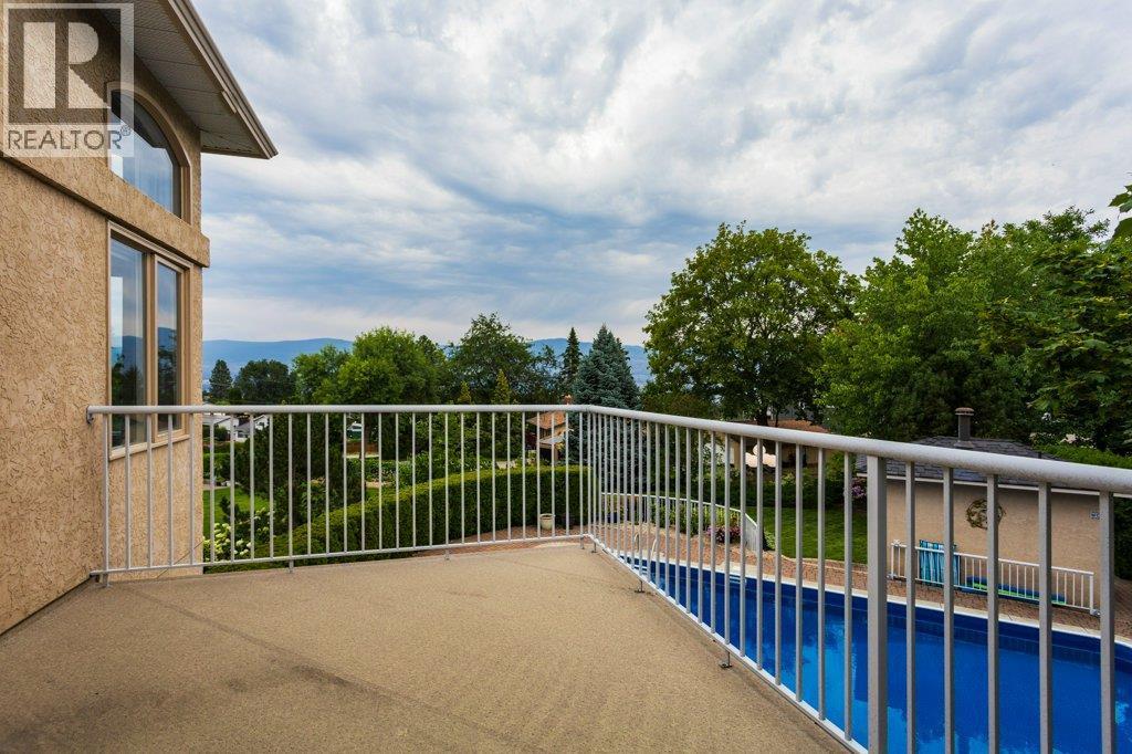 1061 Avondale Place. West Kelowna, British Columbia