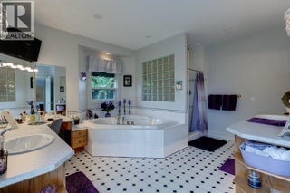 1061 Avondale Place. West Kelowna, British Columbia