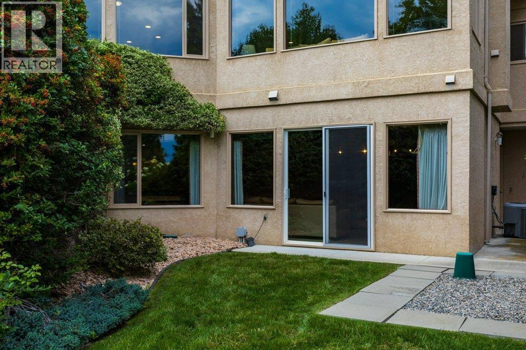 1061 Avondale Place. West Kelowna, British Columbia