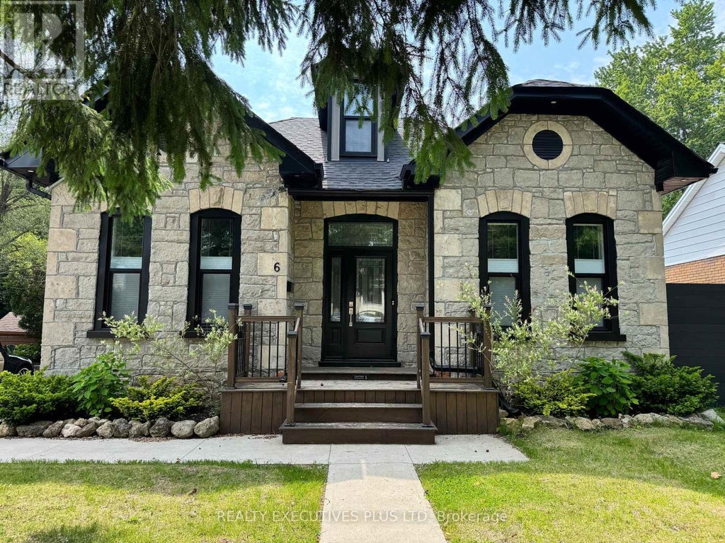 6 Elgin Street N, Cambridge