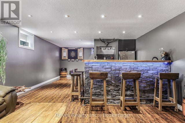 786 8th Street E, Owen Sound