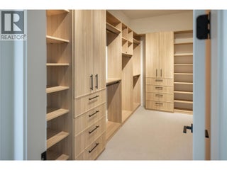 5650 The Edge Place Unit# 110. Kelowna, British Columbia