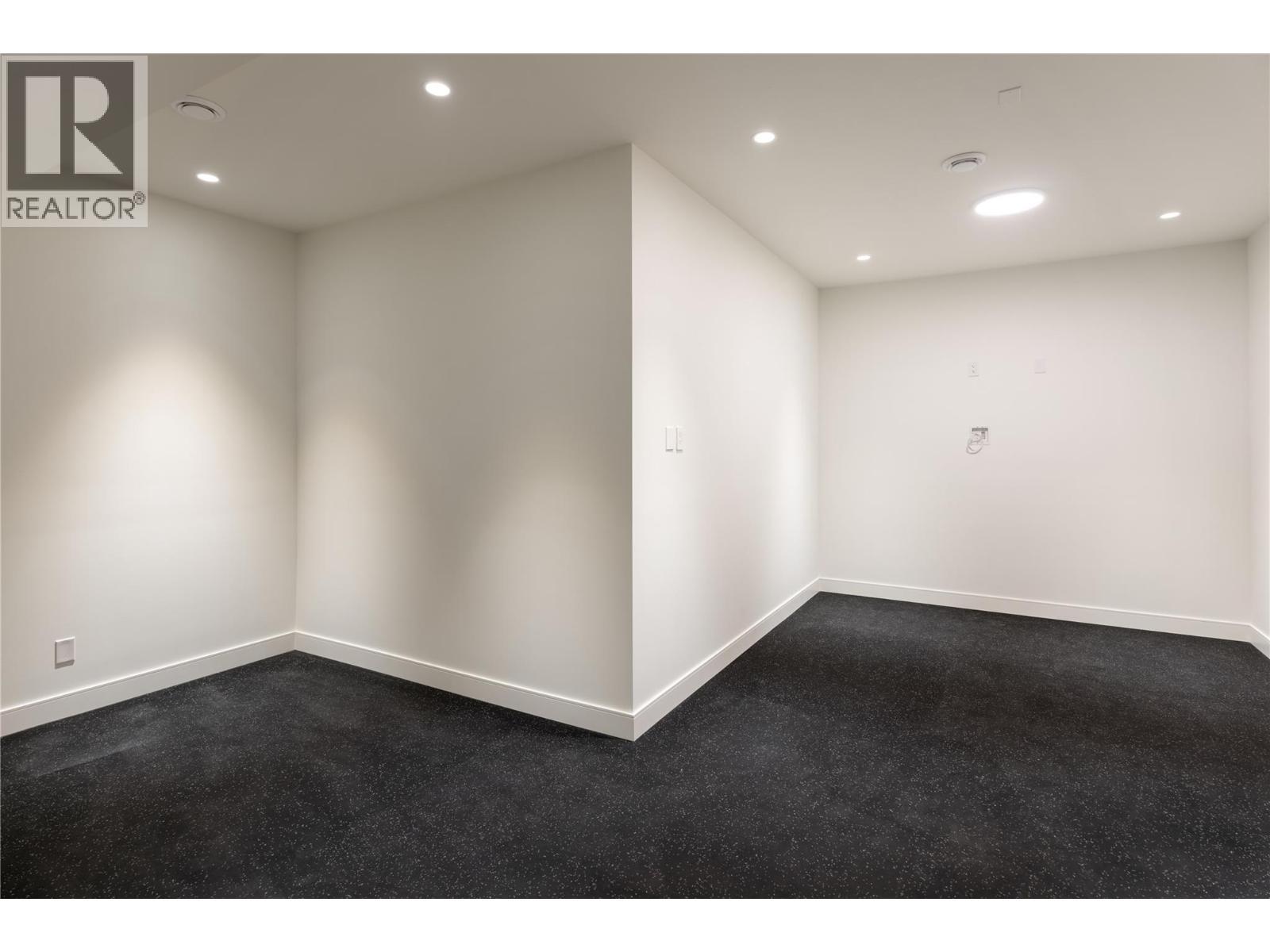 5650 The Edge Place Unit# 110. Kelowna, British Columbia