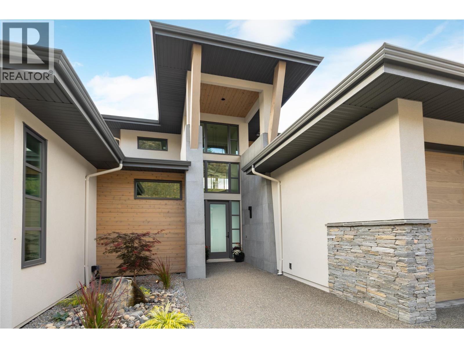 5650 The Edge Place Unit# 110. Kelowna, British Columbia