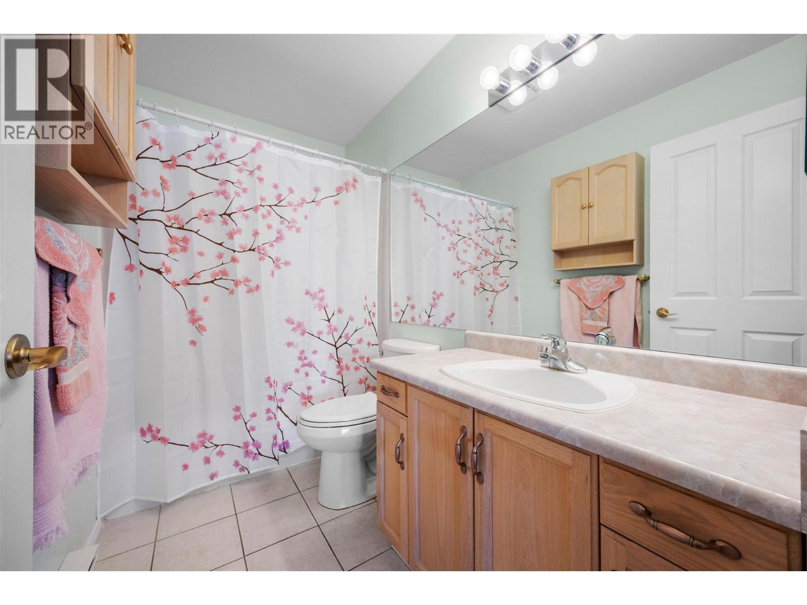 3854 Brown Road Unit# 301. West Kelowna, British Columbia