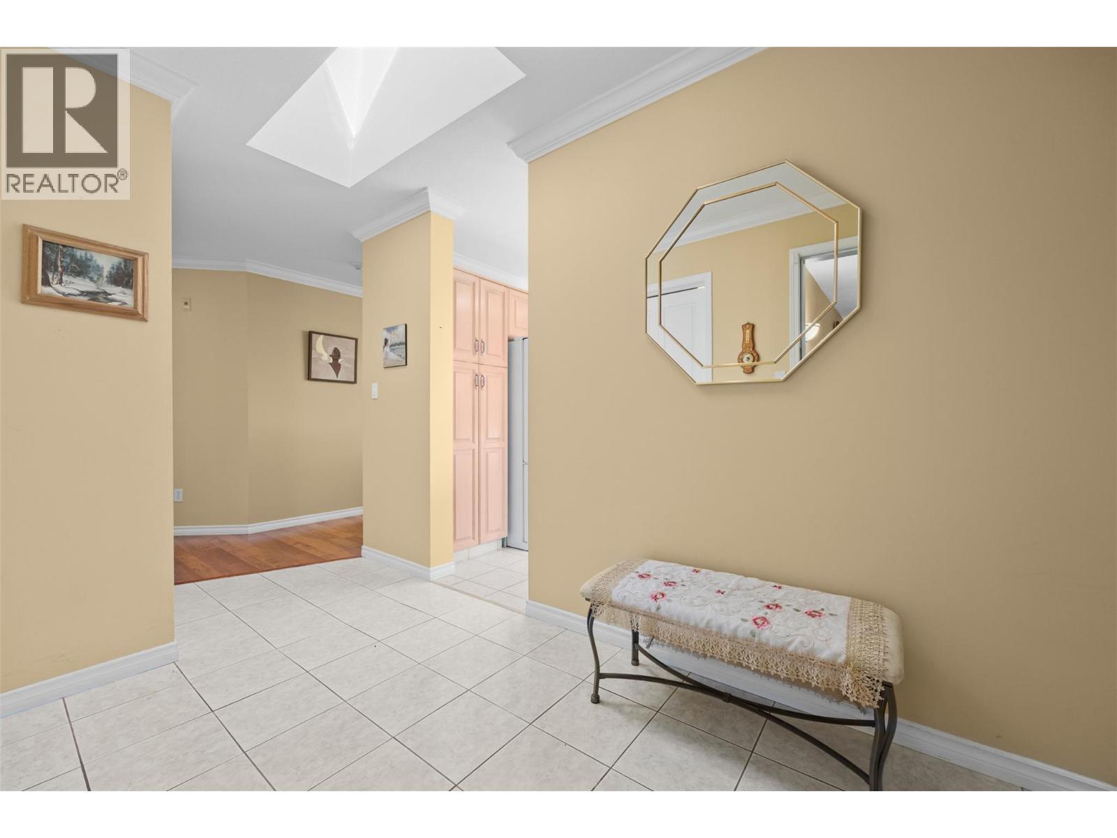 3854 Brown Road Unit# 301. West Kelowna, British Columbia