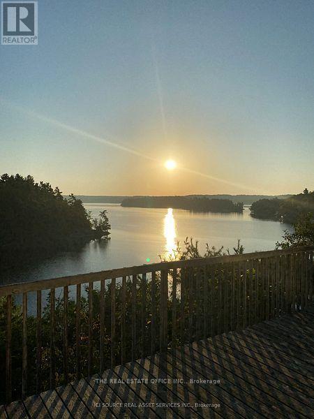 12 Island M, Muskoka Lakes (watt)