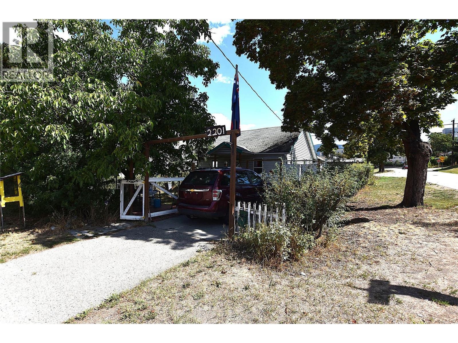 2201 34 Street. Vernon, British Columbia