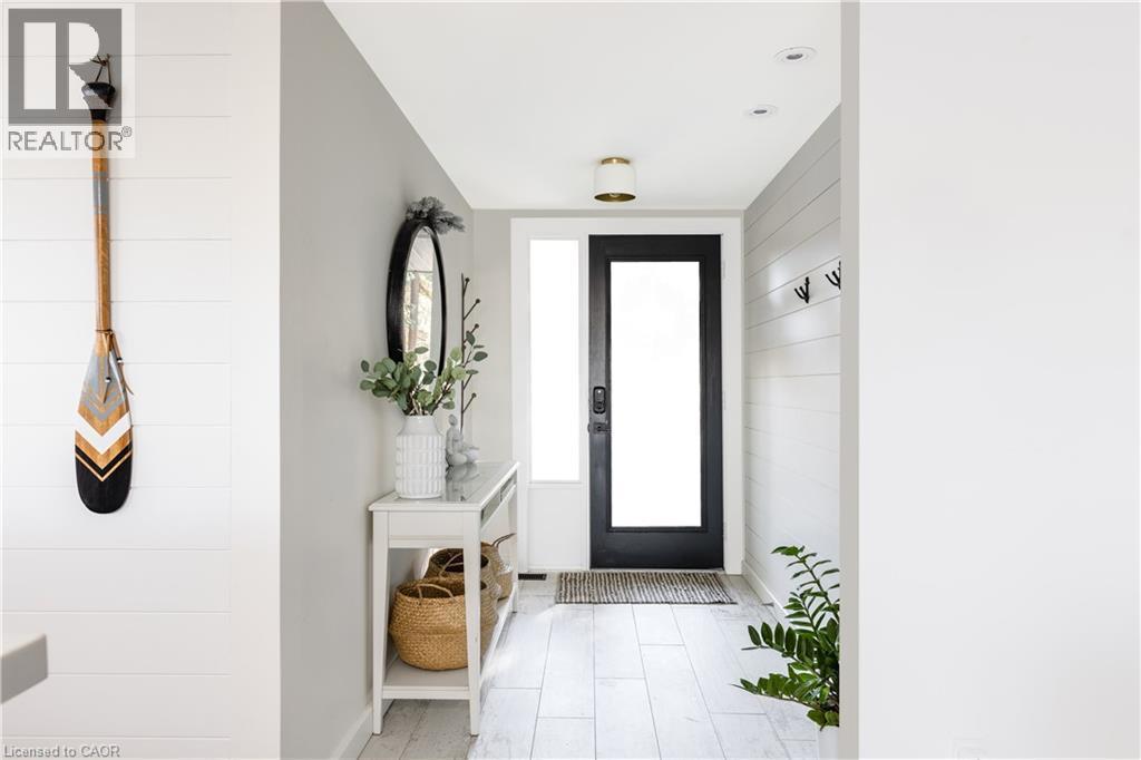 2872 Muskoka Road 118 W, Muskoka Lakes