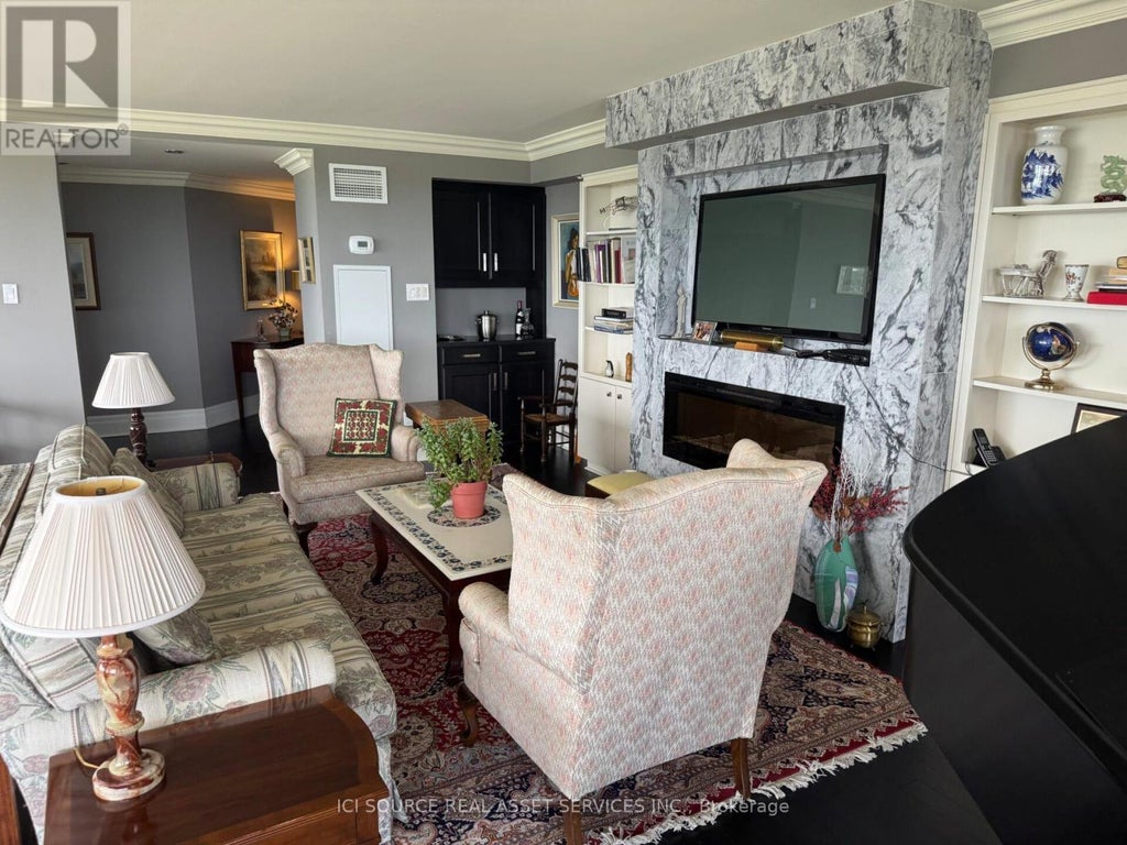 2703 - 2045 Lake Shore Boulevard W, Toronto (mimico)