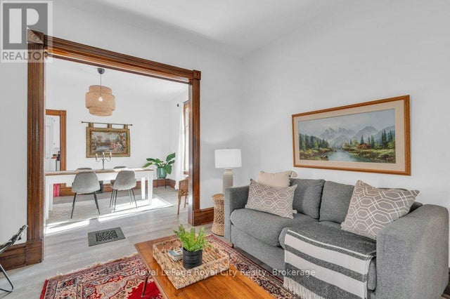 45 Toronto Street, Guelph (st. Patrick's Ward)