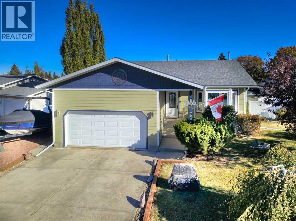 2006 25 Avenue, Bowden