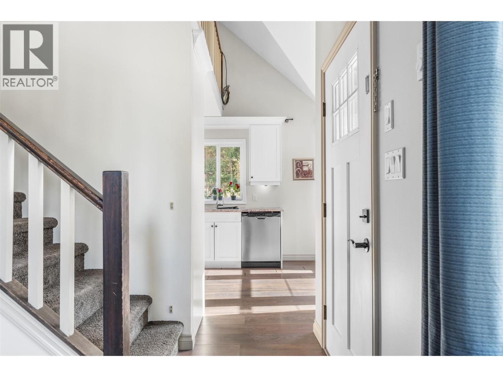 427 Hummingbird Avenue. Vernon, British Columbia