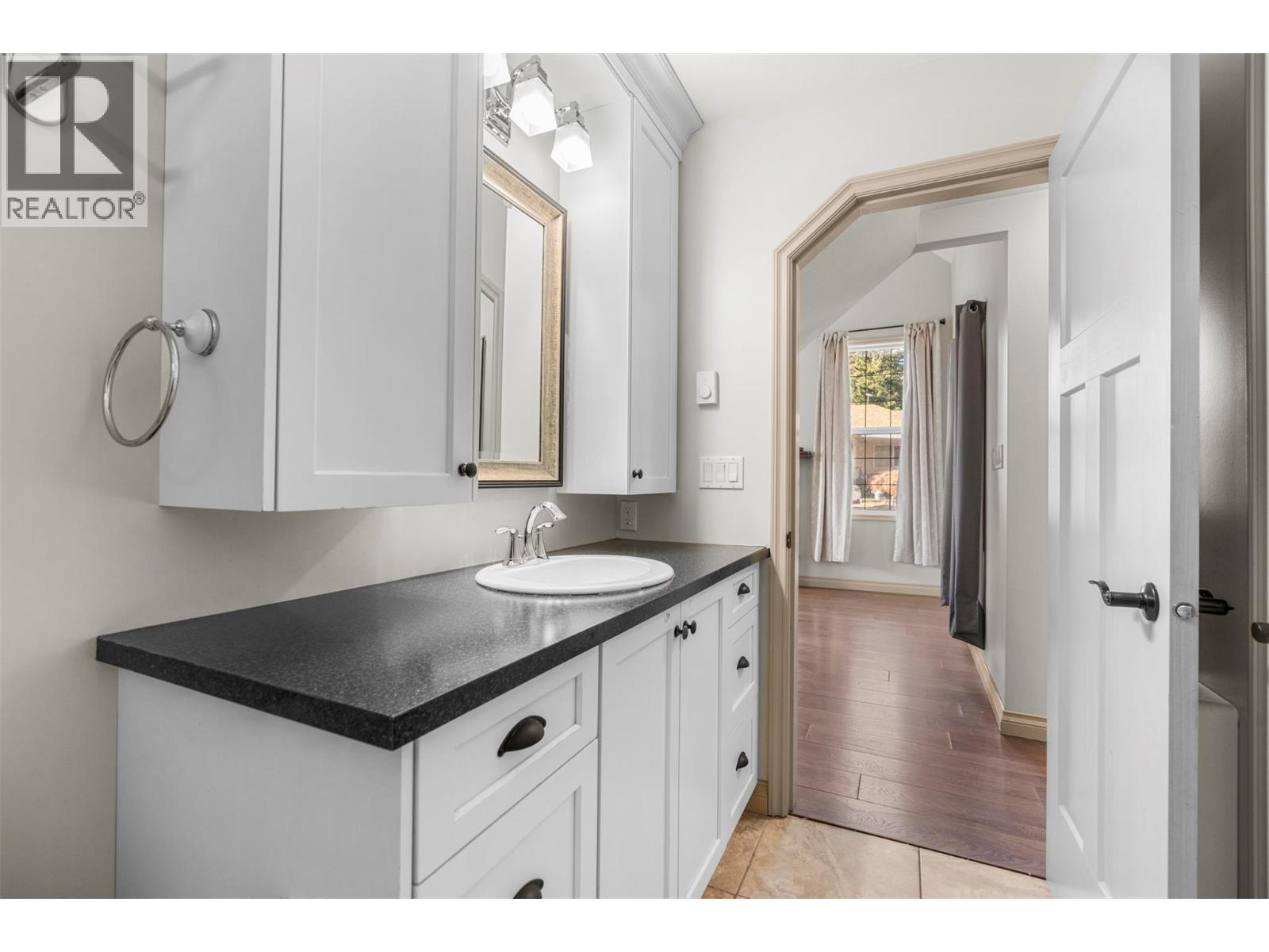 427 Hummingbird Avenue. Vernon, British Columbia