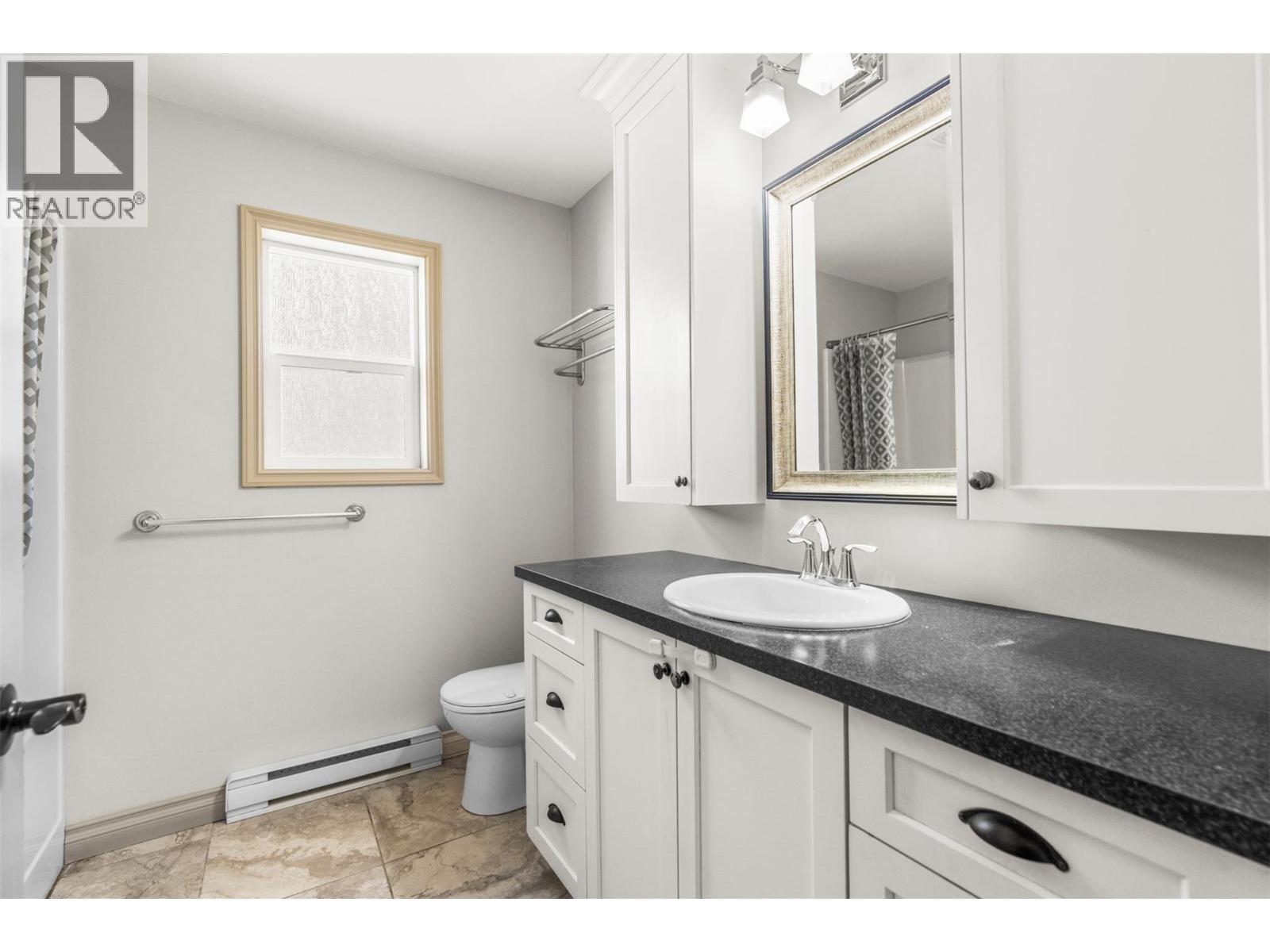 427 Hummingbird Avenue. Vernon, British Columbia