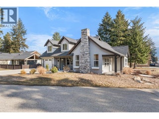 427 Hummingbird Avenue. Vernon, British Columbia